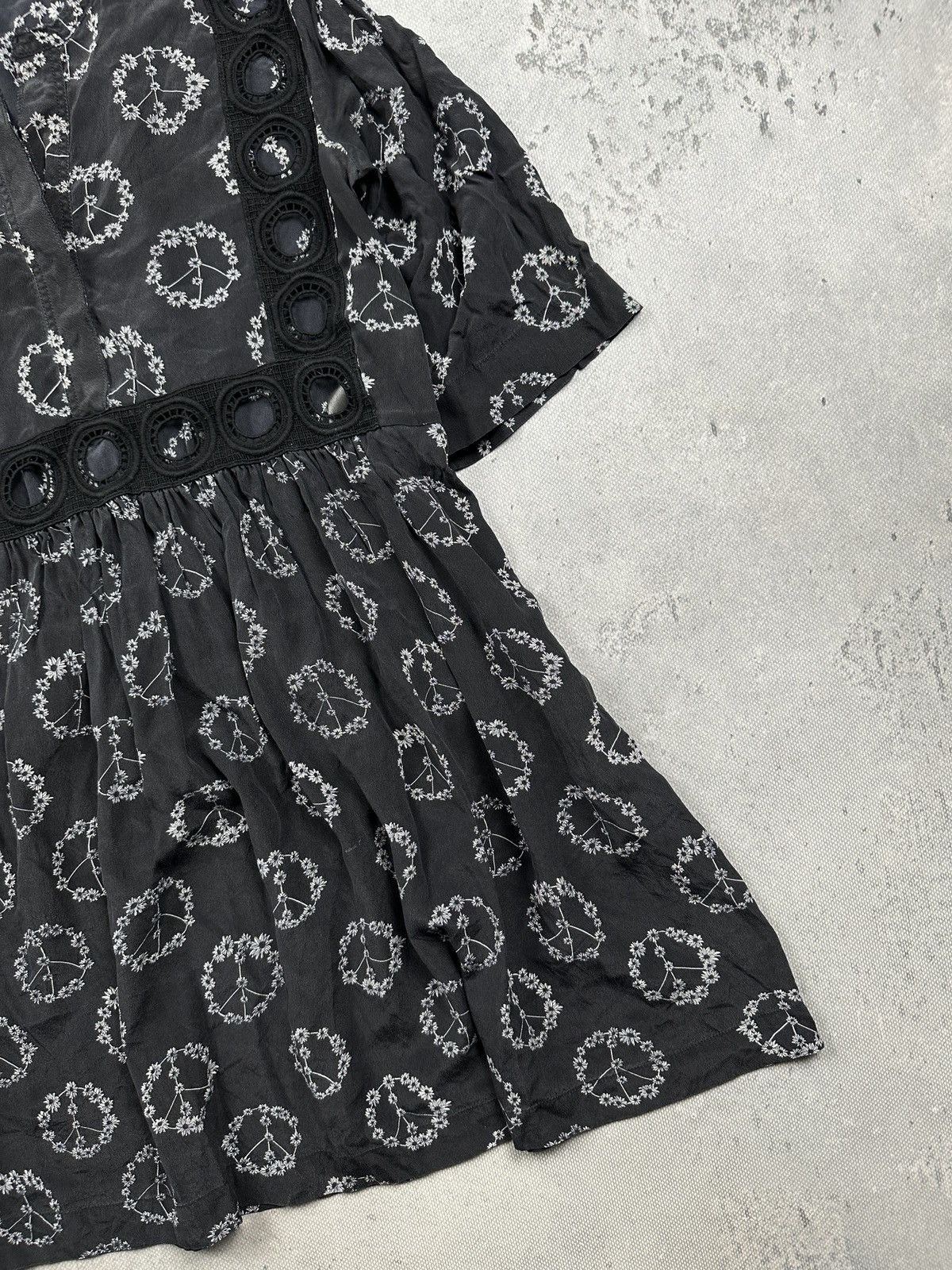 Sandro Sandro Paris Archive Silk Daisy Peace Print Boho Mini Dress Size S / US 4 / IT 40 - 5 Thumbnail