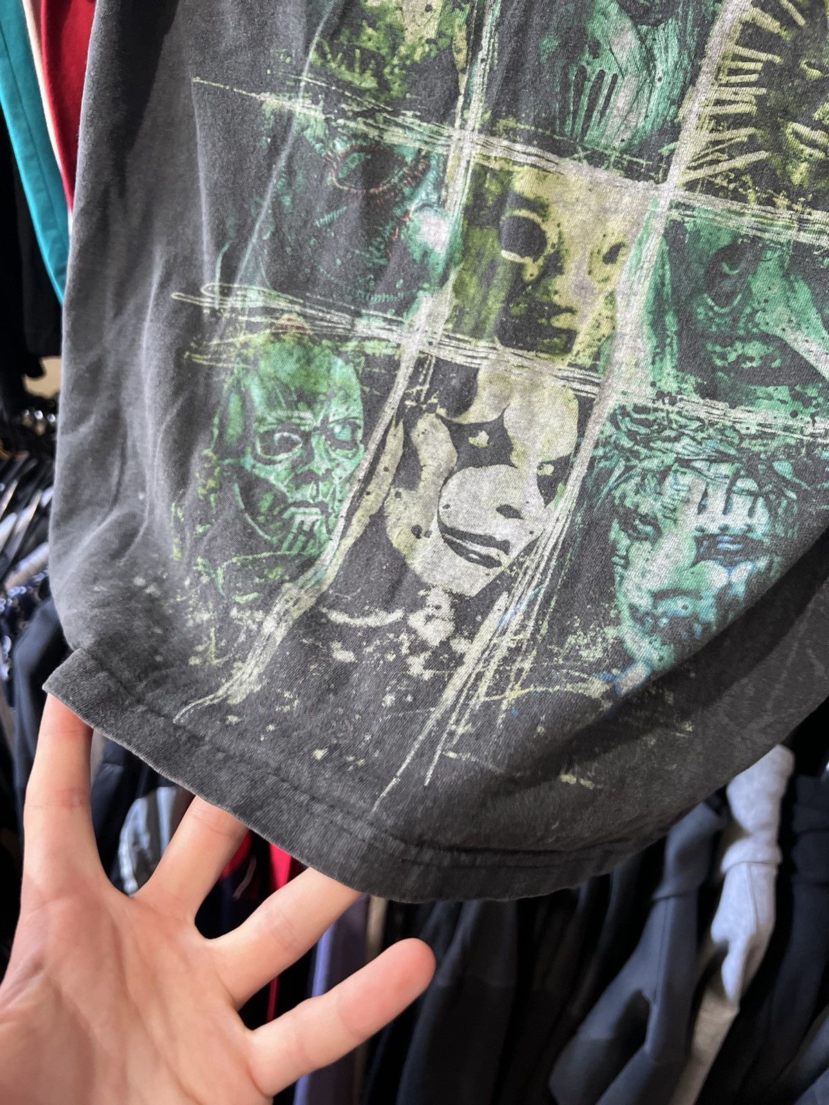 Band Tees 2003/2004 VINTAGE SLIPKNOT ALL OVERPINT NU METAL T SHIRT AOP Size US M / EU 48-50 / 2 - 5 Thumbnail