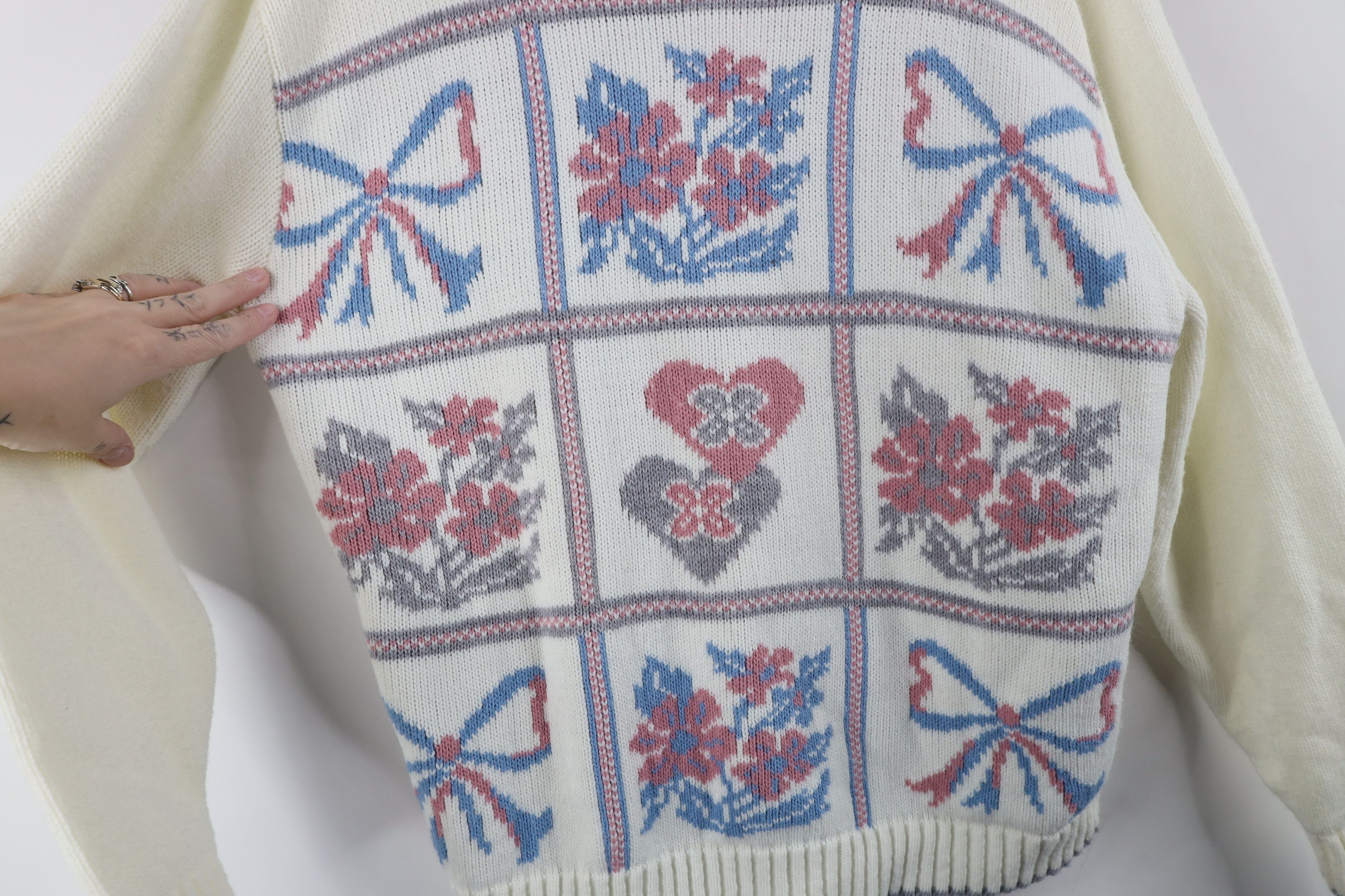 Vintage Vintage 90s Cottagecore Flower Knit Collared Sweater USA Size L / US 10 / IT 46 - 6 Thumbnail