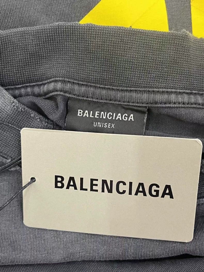 Balenciaga Balenciaga Tape Letter Logo Printed Crew Neck Long Sleeve Size S / US 4 / IT 40 - 4 Thumbnail