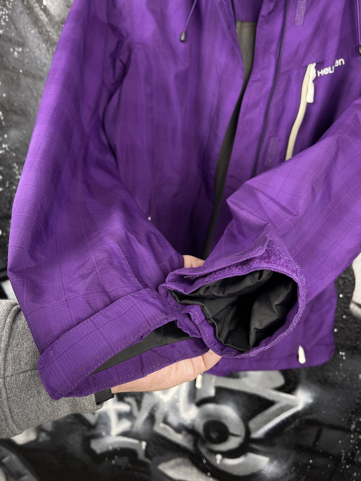 Helly Hansen Helly Hansen Tech Series Outdoor Purple Jacket WMNS Size M Size M / US 6-8 / IT 42-44 - 11 Thumbnail