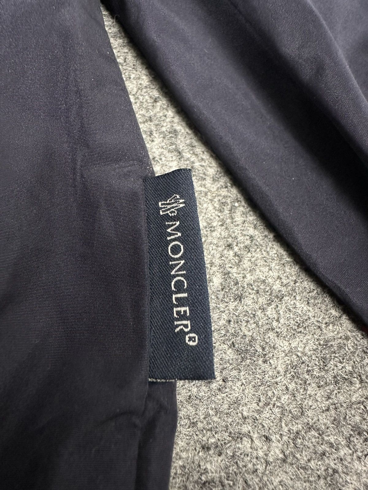 Moncler Moncler - Odda Giubbotto Blouson Zip-Up Light Jacket - Navy Size M / US 6-8 / IT 42-44 - 13 Thumbnail
