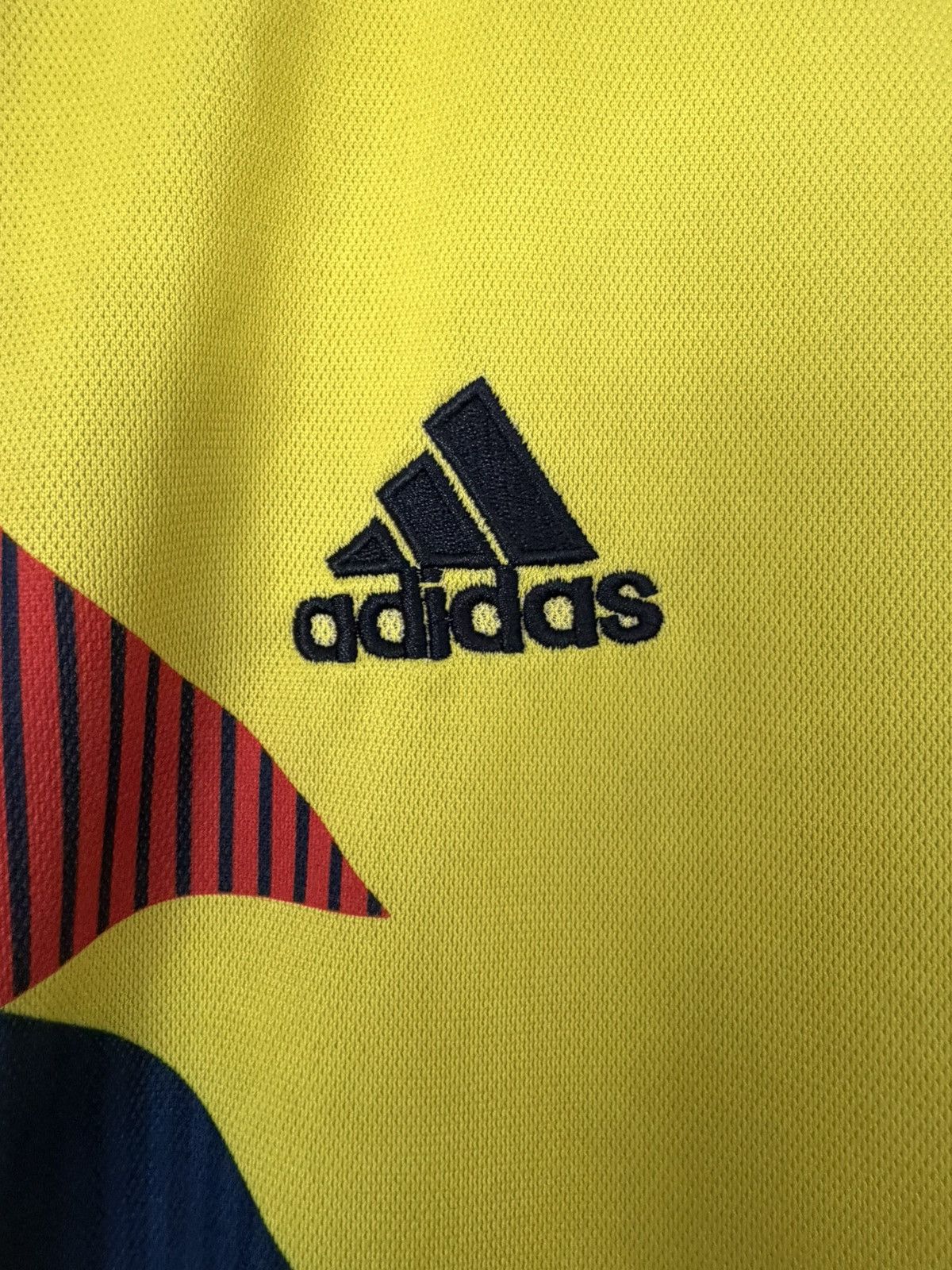 Adidas ADIDAS COLOMBIA NATIONAL TEAM 2018-19 JERSEY FIFA WORLD CUP Size US L / EU 52-54 / 3 - 8 Thumbnail