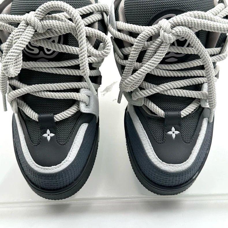 Louis Vuitton Louis Vuitton size 2.5 Black and Grey Bread Shoes Sports Sh Size US 6 / IT 36 - 6 Thumbnail