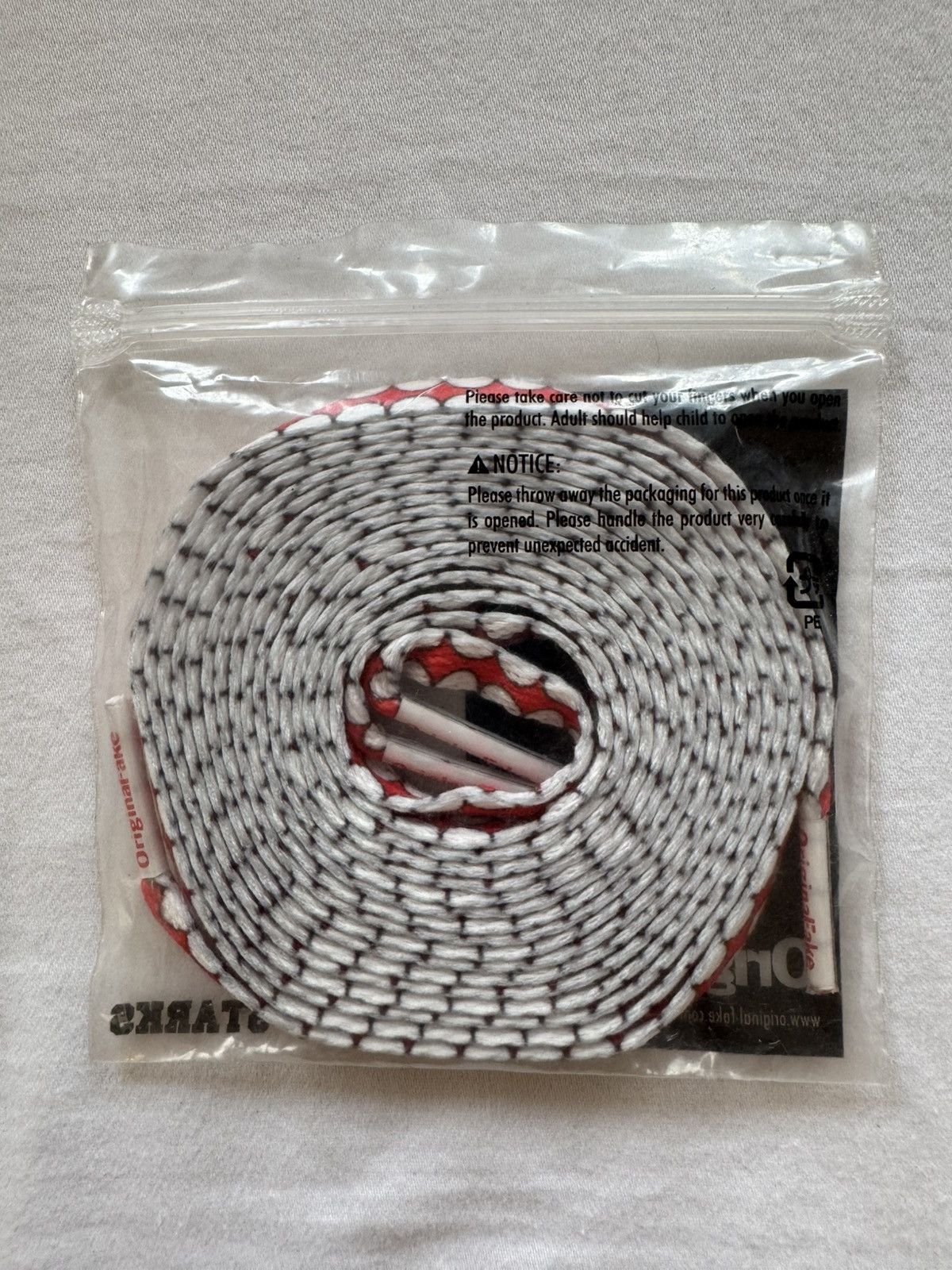 Original Fake Kaws Originalfake x Starks "Chomper" Shoe Laces Red 54” Size ONE SIZE - 2 Thumbnail