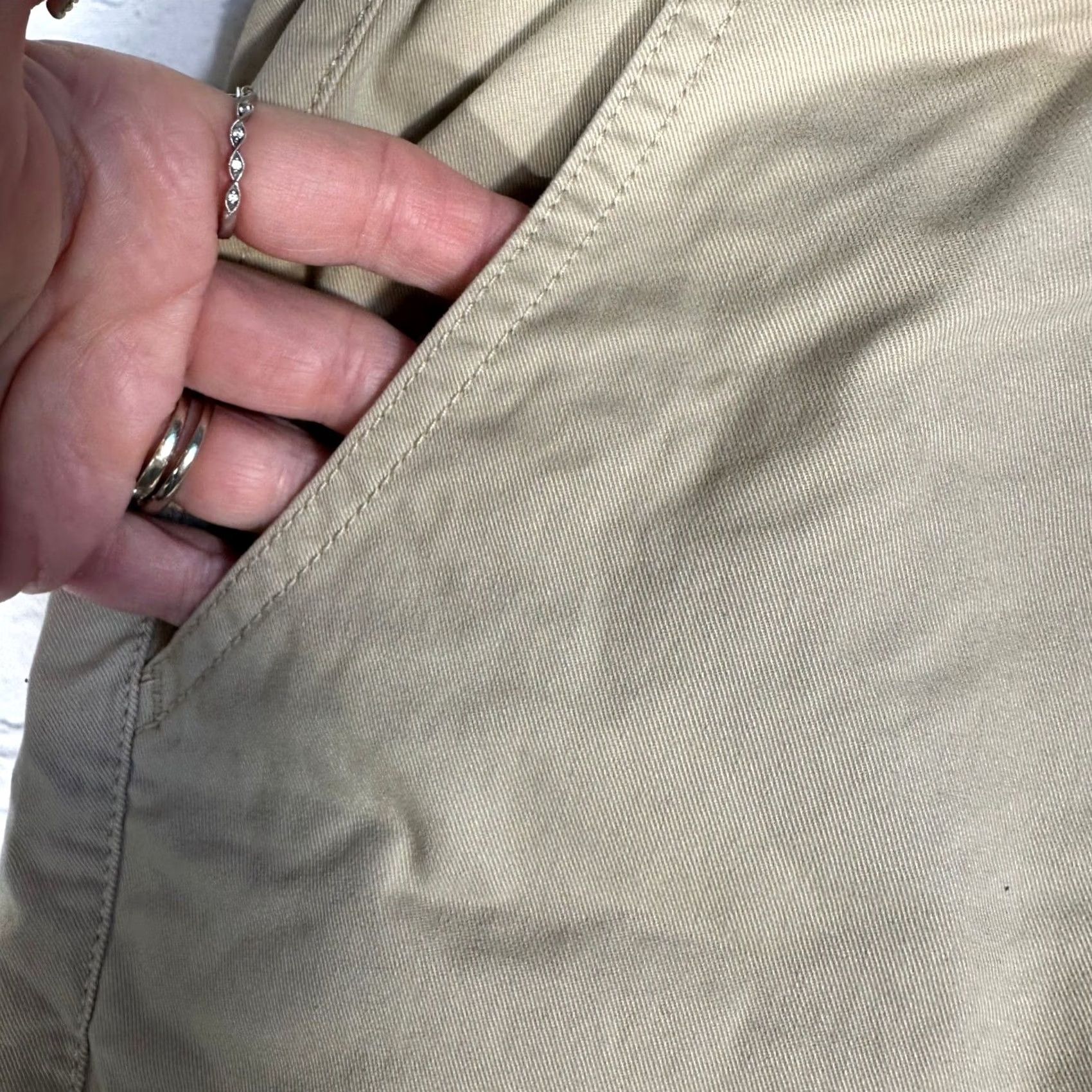 Prana prAna Mojave Short Cliffside Tan Khaki Mens S 6 Inseam Canvas Cotton Blend Belted Pockets logo 1972481 NEW Size US 27 - 4 Thumbnail