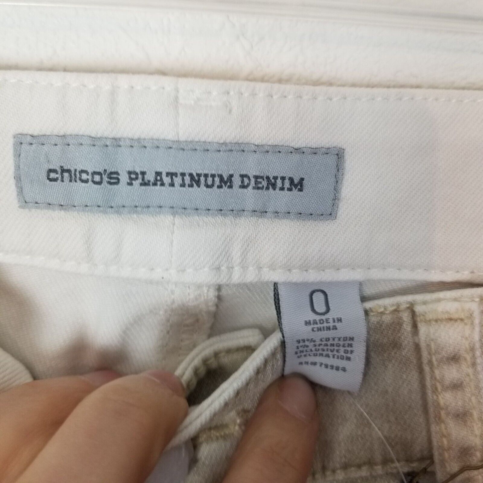 Chicos Chicos Crop Khaki Denim Denim Pants Mid Rise Sparkle Jeans Size 30" / US 8 / IT 44 - 5 Thumbnail