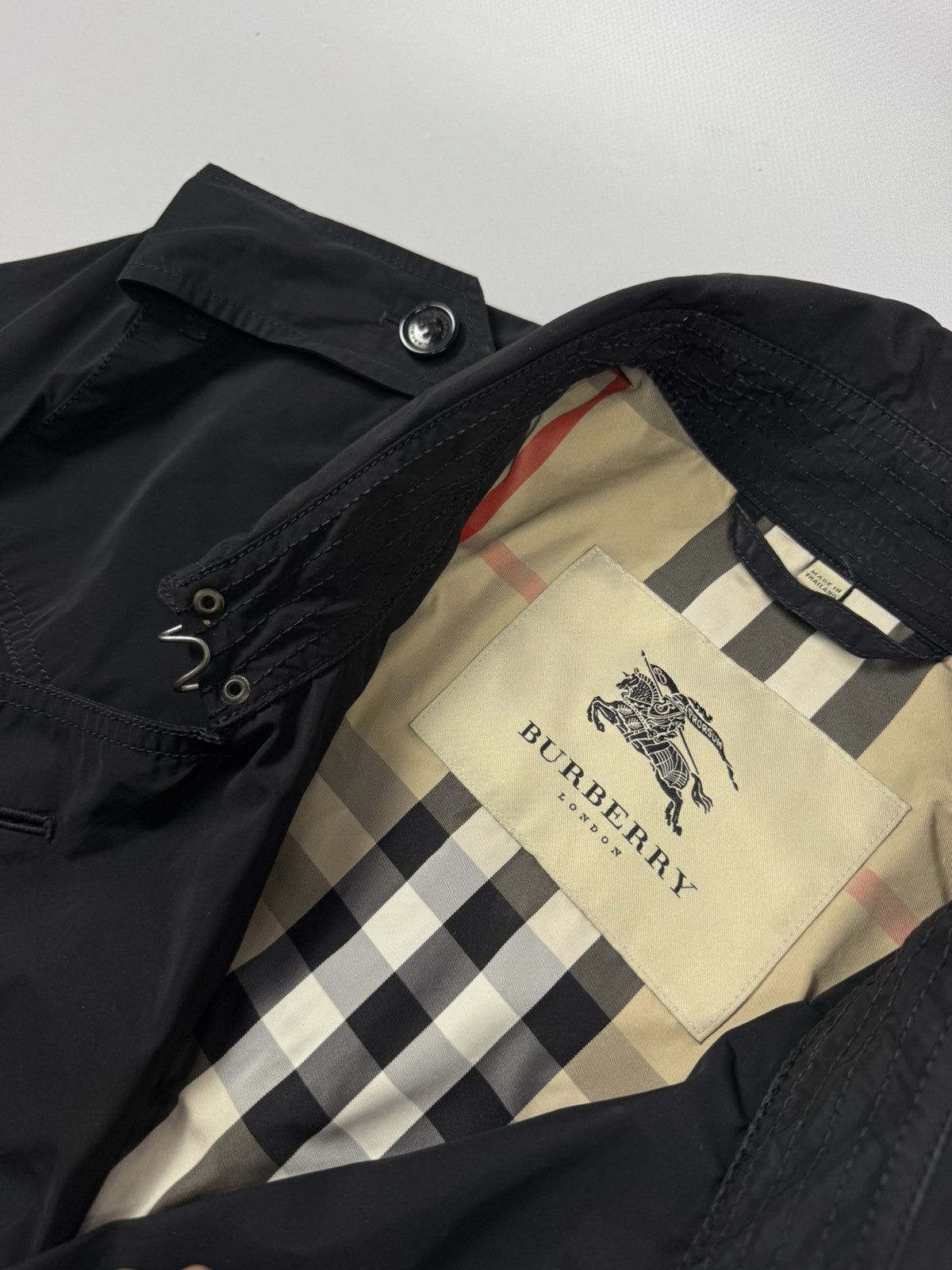Burberry Burberry trench coat kensington iconic black model novacheck Size US L / EU 52-54 / 3 - 8 Thumbnail