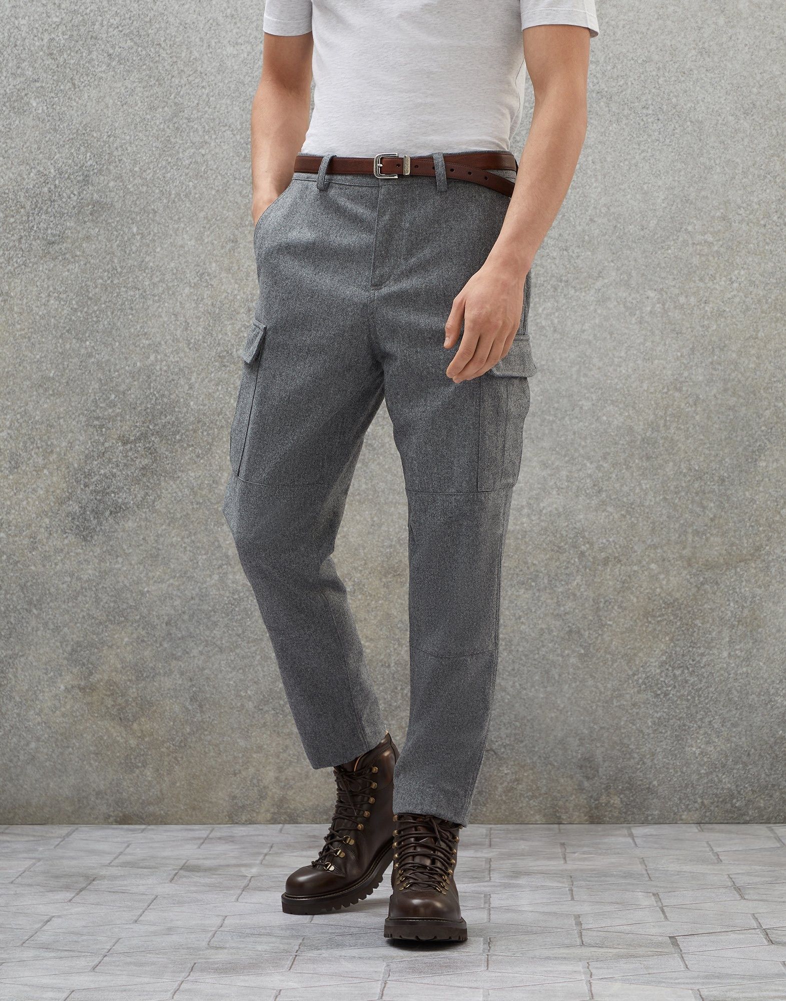 o1la1rc1a0325 Cargo Pants in Grey