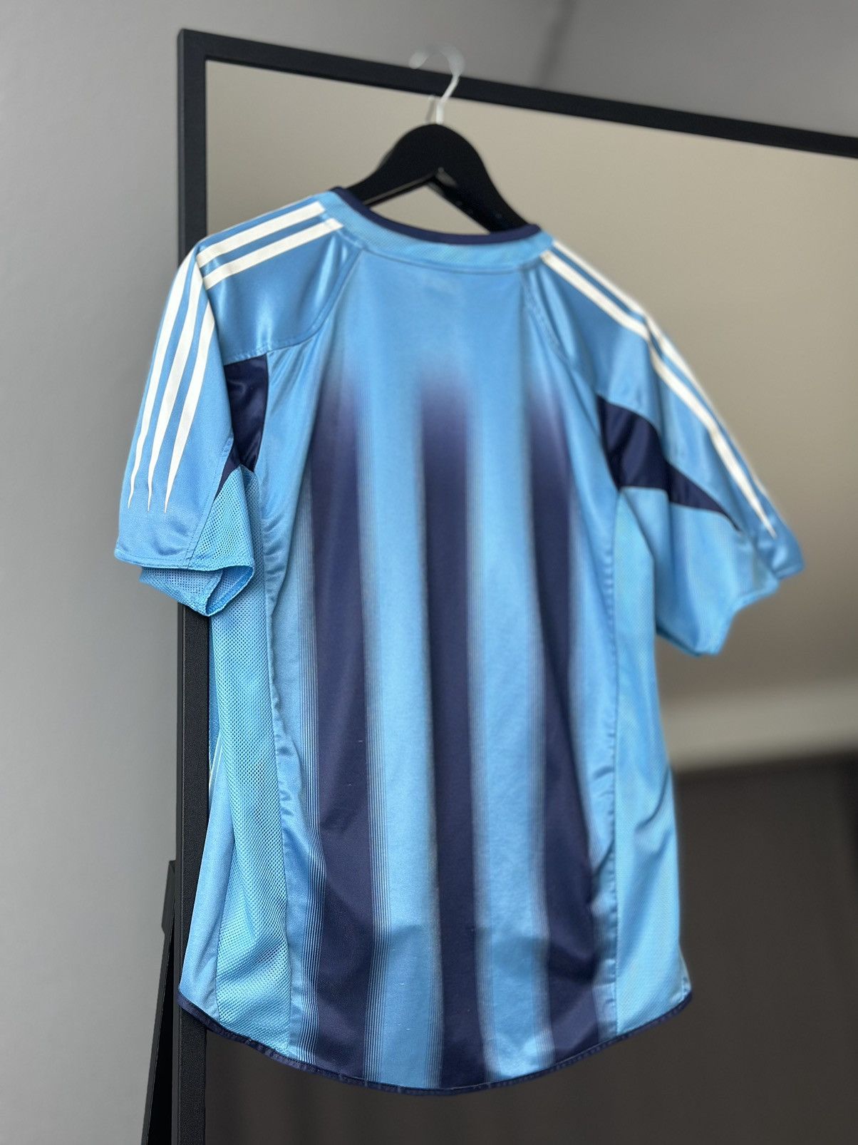 Adidas ADIDAS OLYMPIQUE MARSEILLE 2004/05 AWAY JERSEY MARSYLIA Size US M / EU 48-50 / 2 - 13 Thumbnail