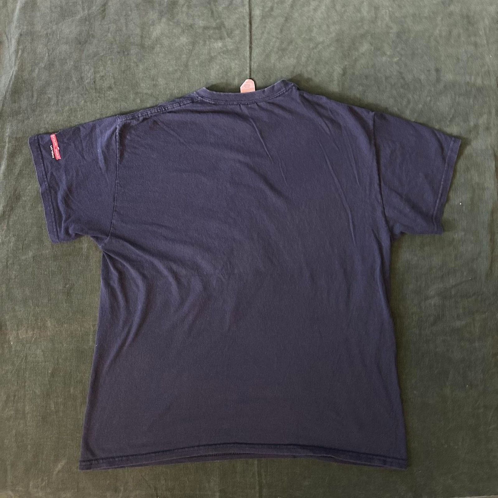 Gildan Y2k hershey chocolate t shirt Size US L / EU 52-54 / 3 - 6 Thumbnail