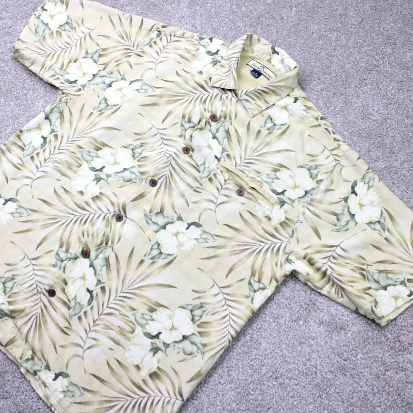 Tommy Bahama Tommy Bahama Camp Shirt Men Medium Beige Floral Silk S/S Button-Up Casual Beach Hawaii Size US M / EU 48-50 / 2 - 3 Thumbnail