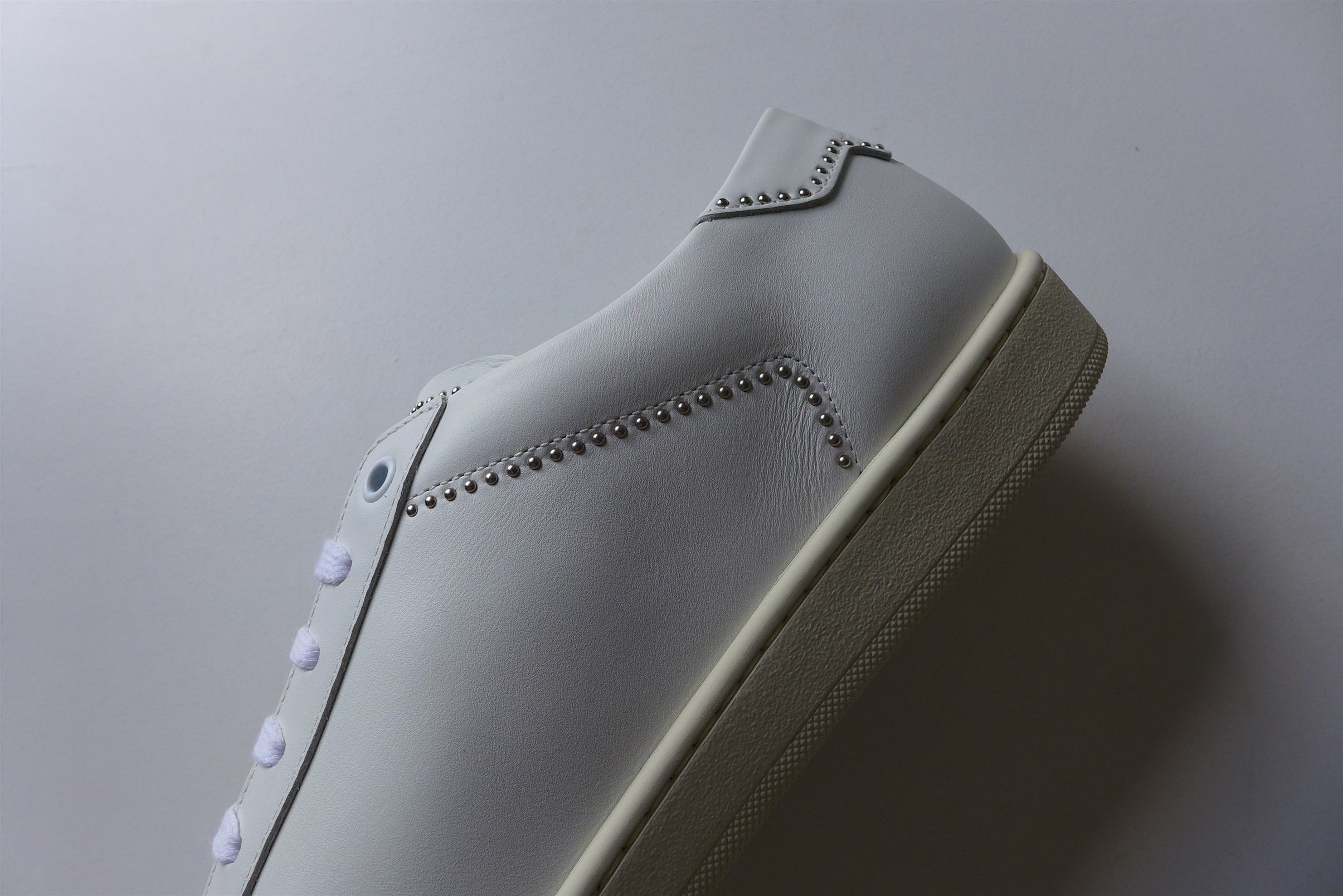 Saint Laurent Paris Saint Laurent SL/08 Sneakers - Studded White Calf Leather Size US 11 / EU 44 - 11 Thumbnail