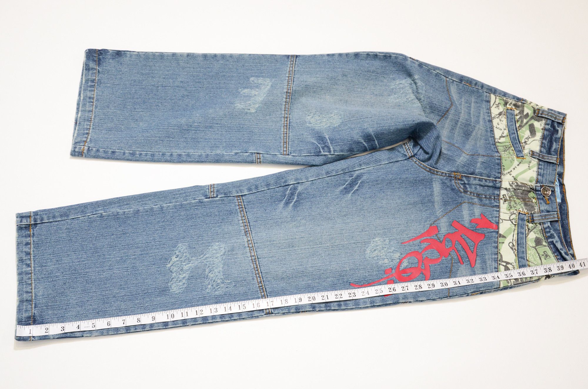 Other Le Paco Jeans Y2K Hiphop New York Streetwear Graffiti Print Size US 29 - 14 Thumbnail