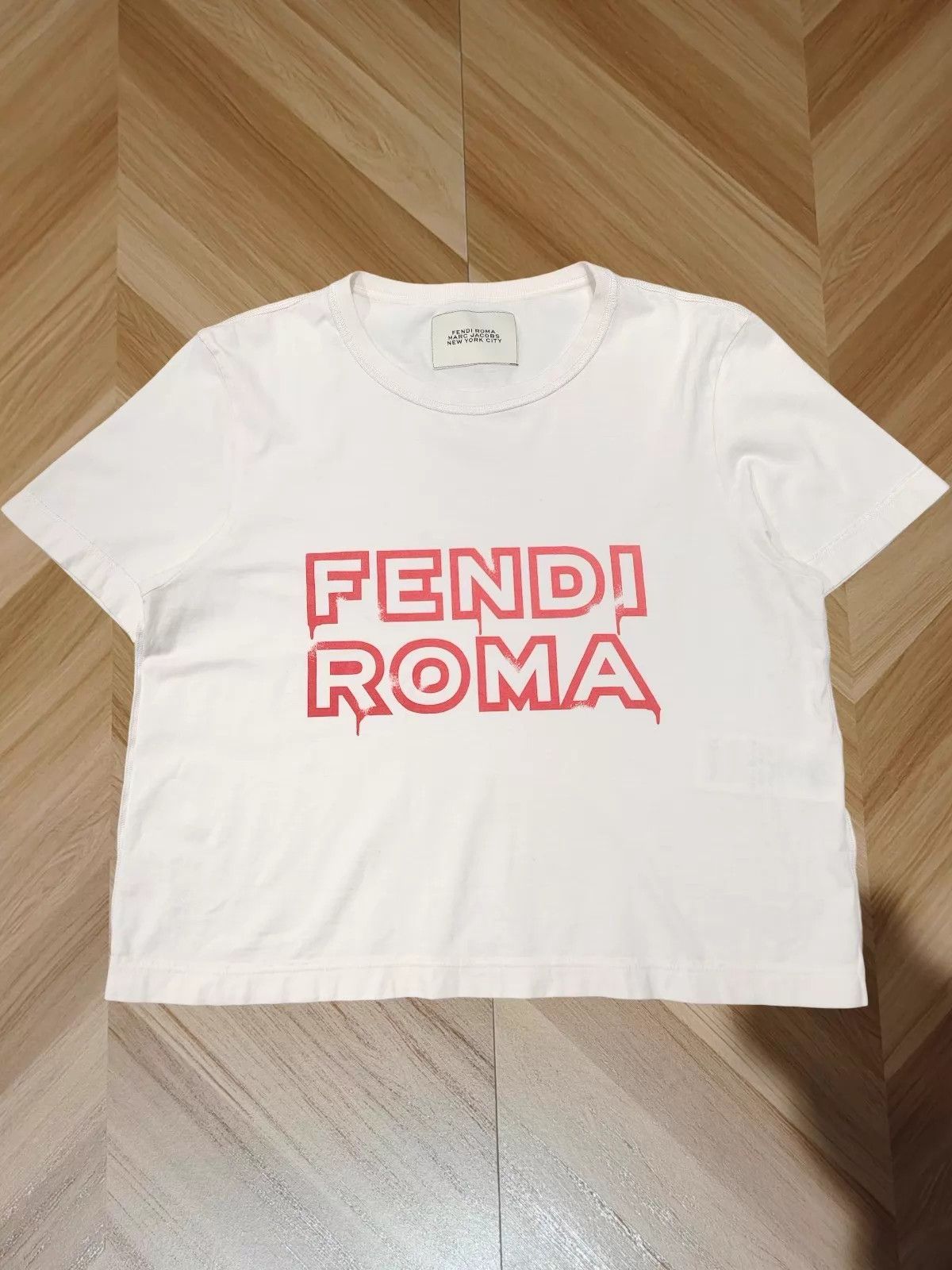 Fendi Fendi Women's 99 New Authentic Short Sleeve Tee Size M Size M / US 6-8 / IT 42-44 - 1 Thumbnail