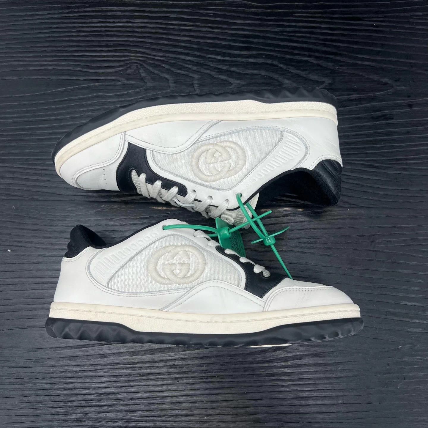 Gucci Gucci Mac80 Black/White Distressed 37.5 Mint Size US 6.5 / IT 36.5 - 3 Thumbnail