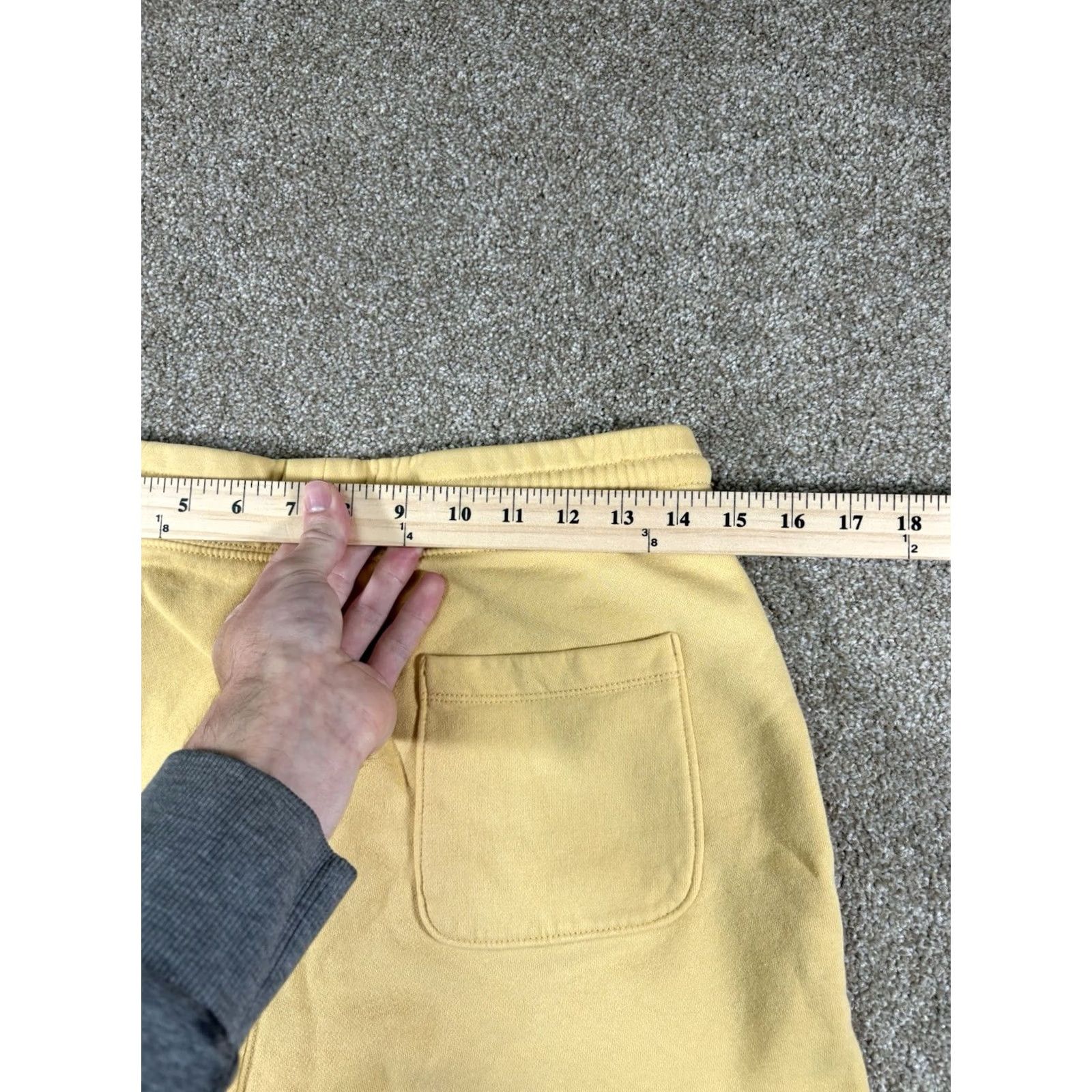 Old Navy Old Navy Shorts Mens S Mustard Yellow Fleece Sweat Drawstring Pockets Gym Size US 29 - 5 Thumbnail