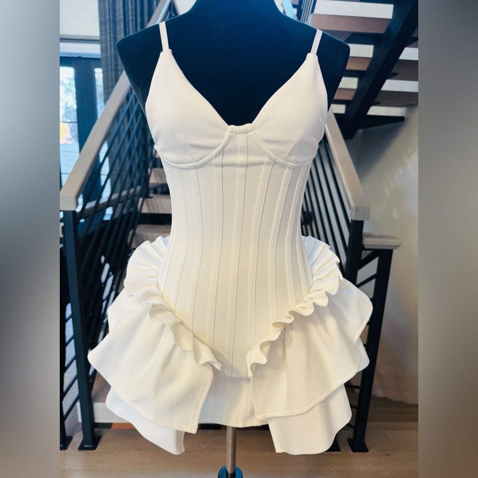 Other Luxe White Sleeveless Bodycon Dress size XS Size XS / US 0-2 / IT 36-38 - 7 Thumbnail