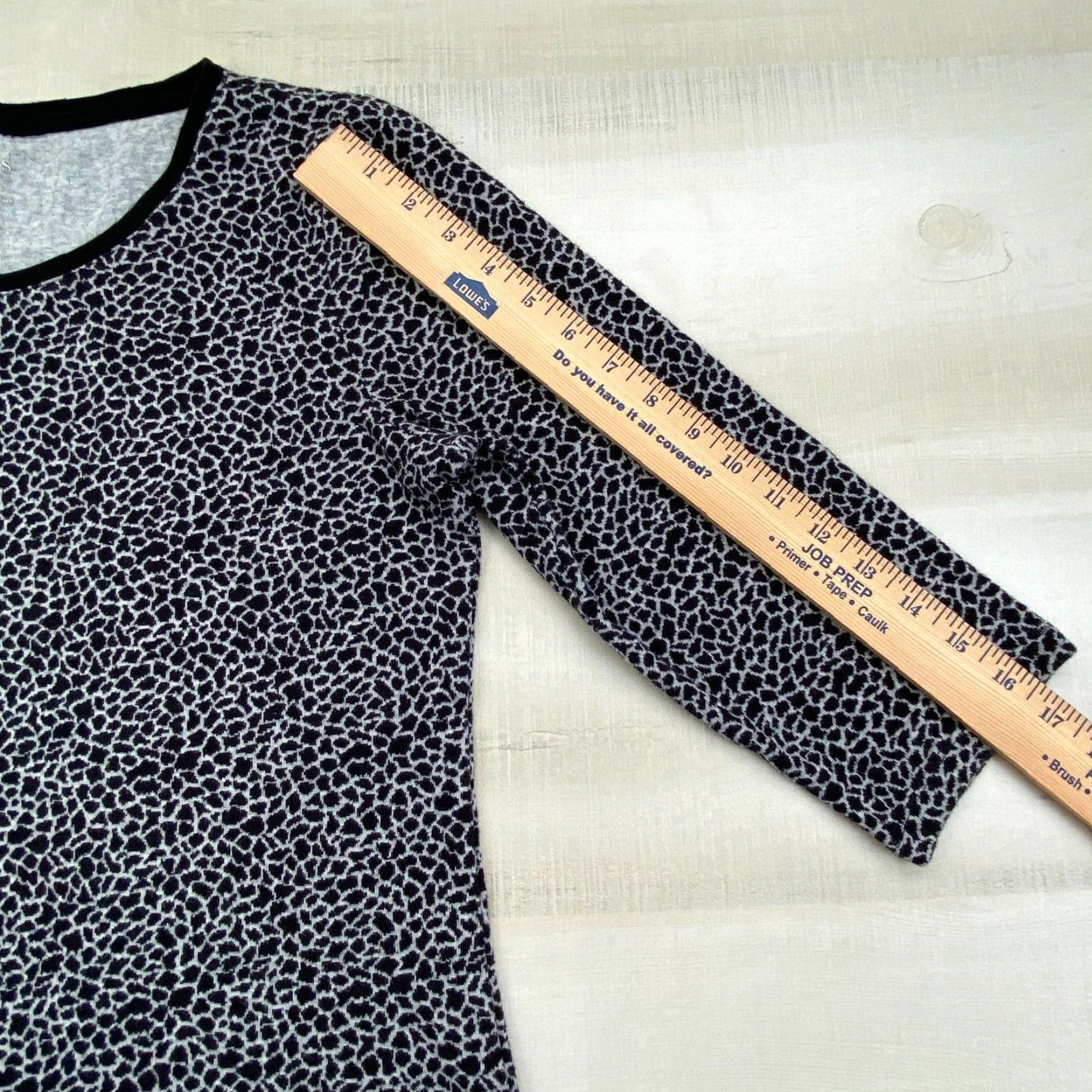 Talbots Talbots Womens Black White Giraffe Print Sweater Large 3/4 Sleeves Soft Ladies Size L / US 10 / IT 46 - 7 Thumbnail