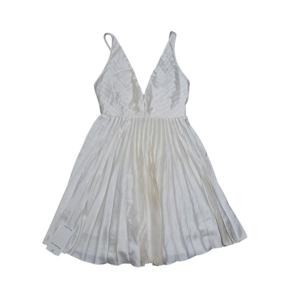 Abercrombie & Fitch Abercrombie & Fitch Angelcore Boho Pleated Plunging Neckline Size S / US 4 / IT 40 - 3 Thumbnail