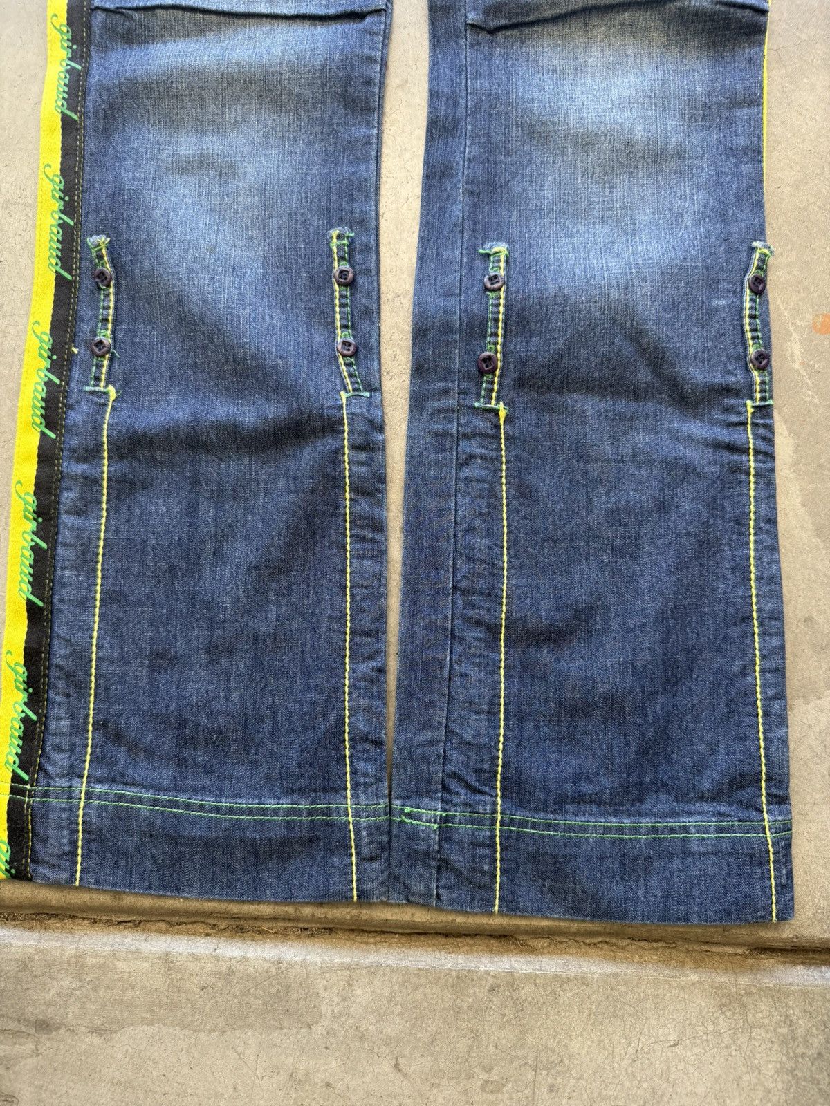 Marithe + Francois Girbaud Marithe Francois Girbaud women’s denim vintage Y2K 00s 26 Size 26" / US 2 / IT 38 - 2 Thumbnail