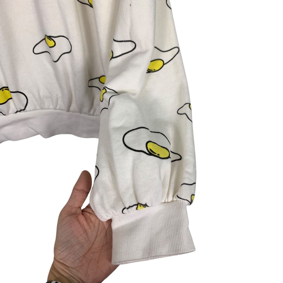 Japanese Brand PUNYUS MEDAMAYAKI Eggs All Over Print Sweatshirts #1952-C85 Size US XXL / EU 58 / 5 - 7 Thumbnail