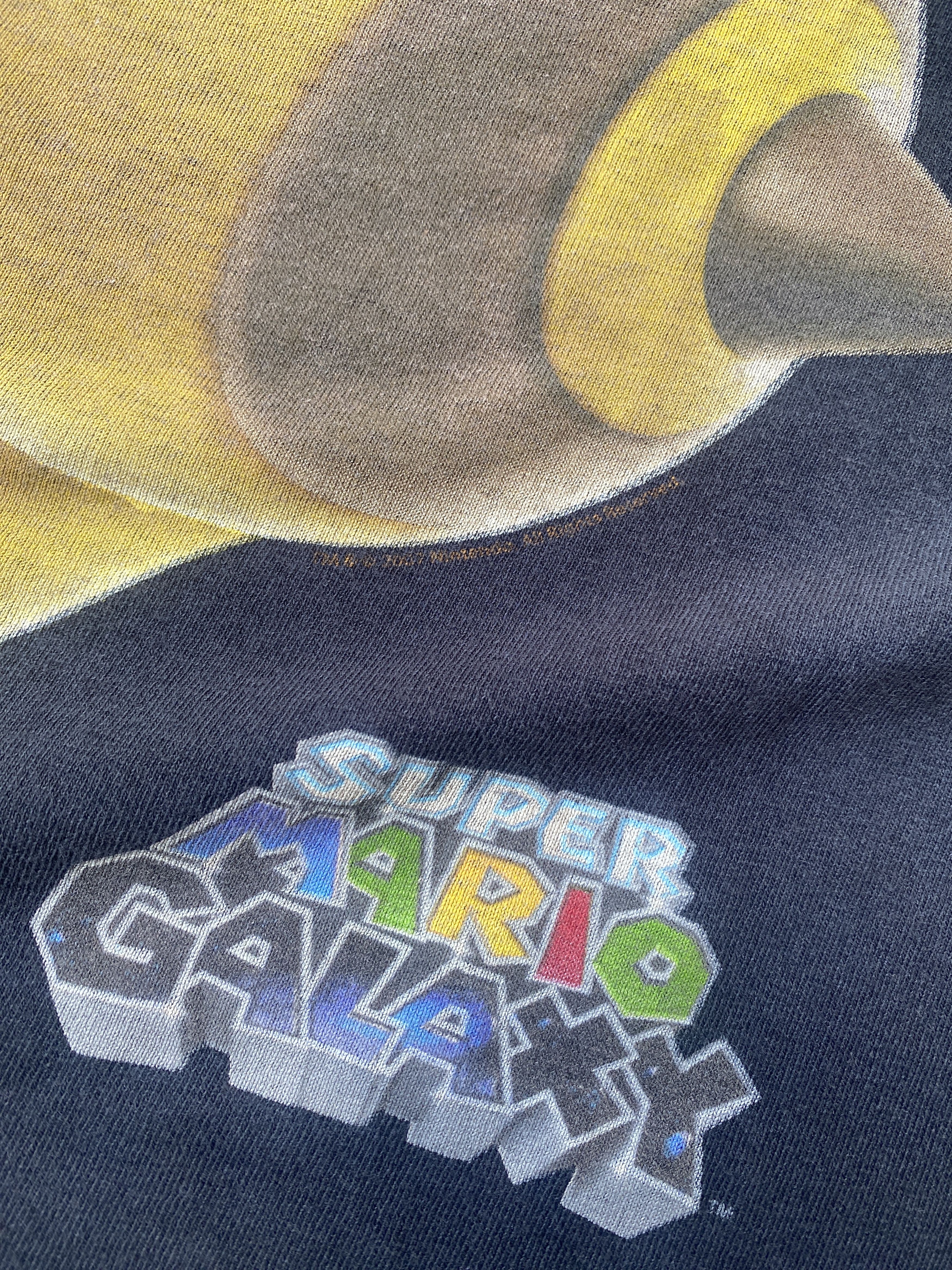 Nintendo Vintage Super Mario Galaxy Bee Nintendo Promo Graphic Tee Size US M / EU 48-50 / 2 - 5 Thumbnail
