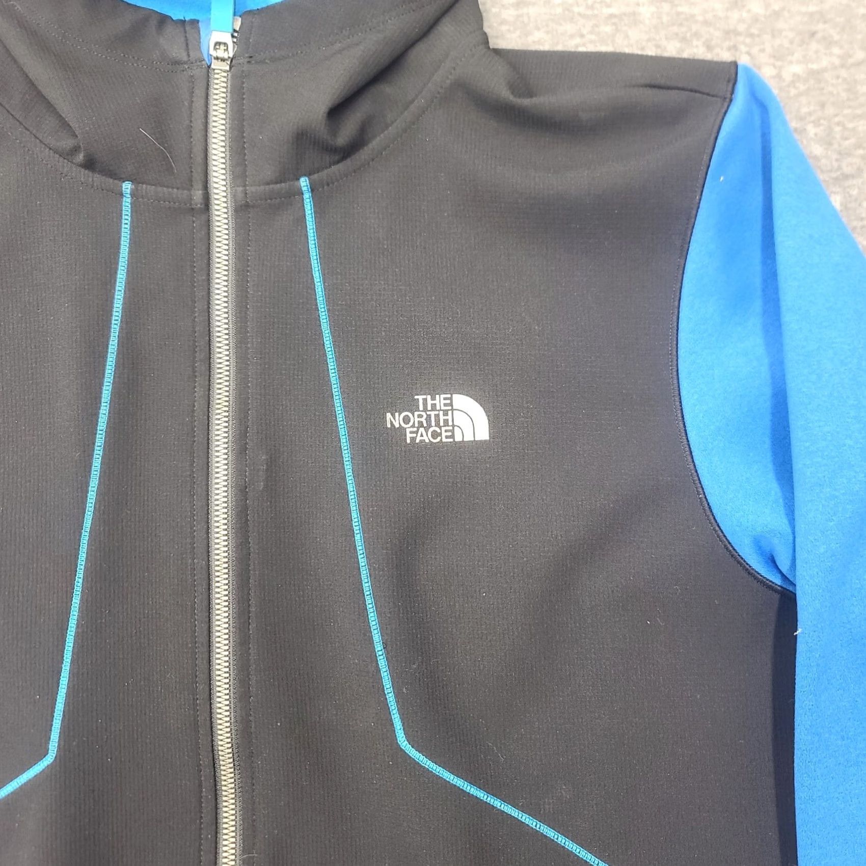 The North Face The North Face Mountain Athletics Hoodie Jacket Men L Blue Black Full Zip Zip Pockets Logo Athletic Outdoor Sports Autumn Winter Fall Spring Size US L / EU 52-54 / 3 - 3 Thumbnail
