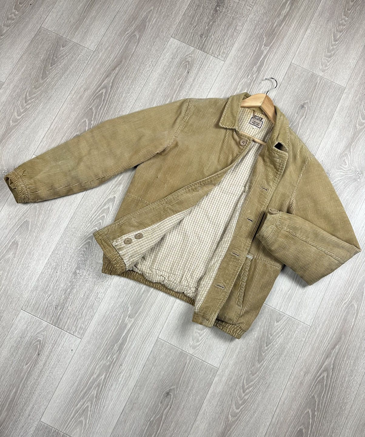 Levi's Vintage Levi’s Corduroy Trucker Jacket Mede in Italy 1979 Size US M / EU 48-50 / 2 - 5 Thumbnail