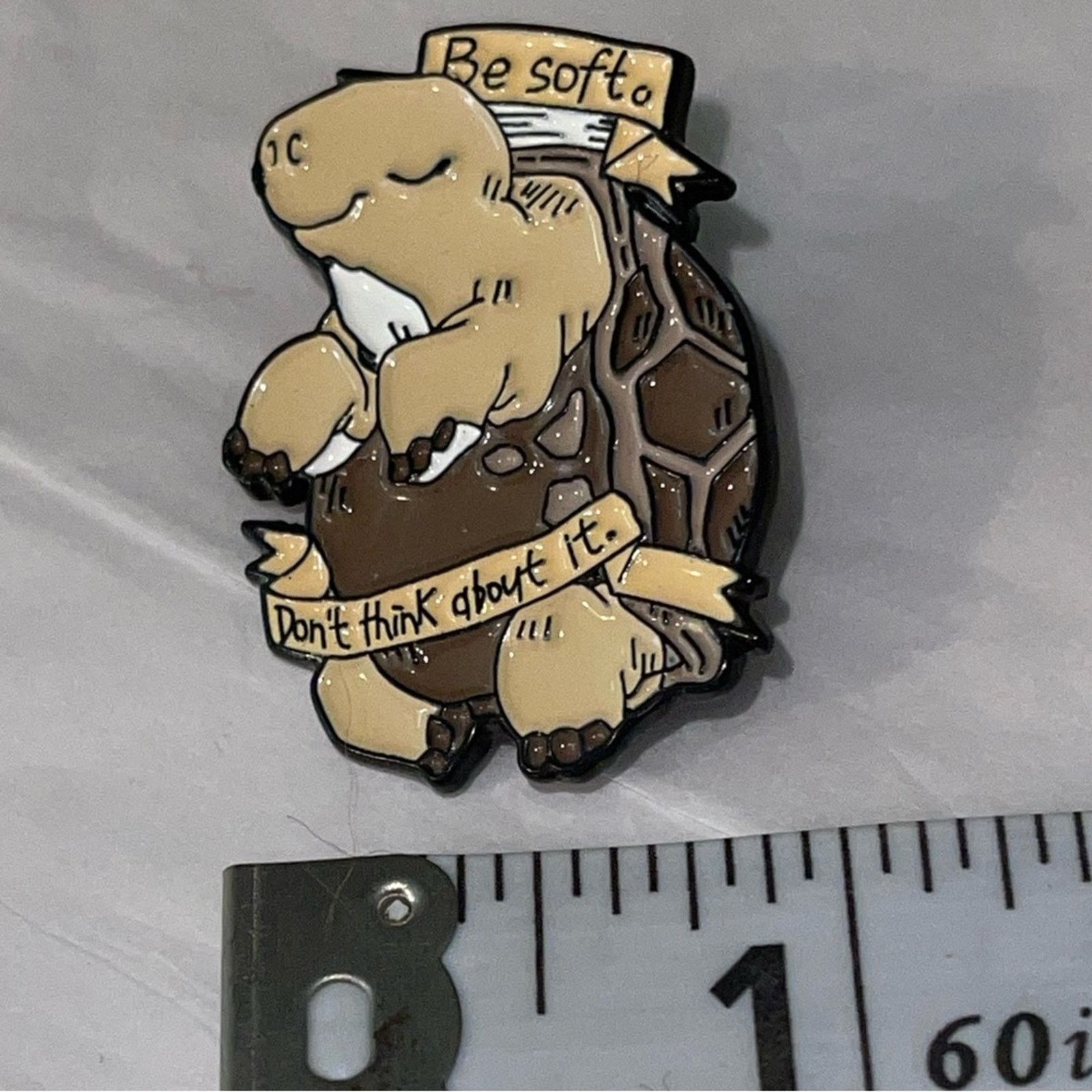 Other Be Soft Don’t Think About It Tortoise Pin Brooch Size ONE SIZE - 1 Preview
