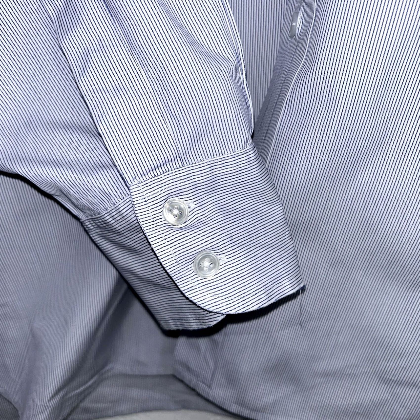 Vintage Hilditch & Key Shirt Men’s L/XL Blue Striped Long Sleeve Button Up Distressed Size US L / EU 52-54 / 3 - 3 Thumbnail