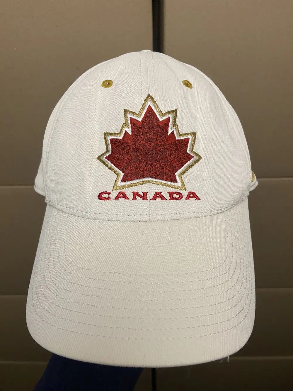 Nike VINTAGE 2010 NIKE TEAM CANADA WINTER OLYMPIC Y2K CAP HAD USA Size ONE SIZE - 7 Thumbnail