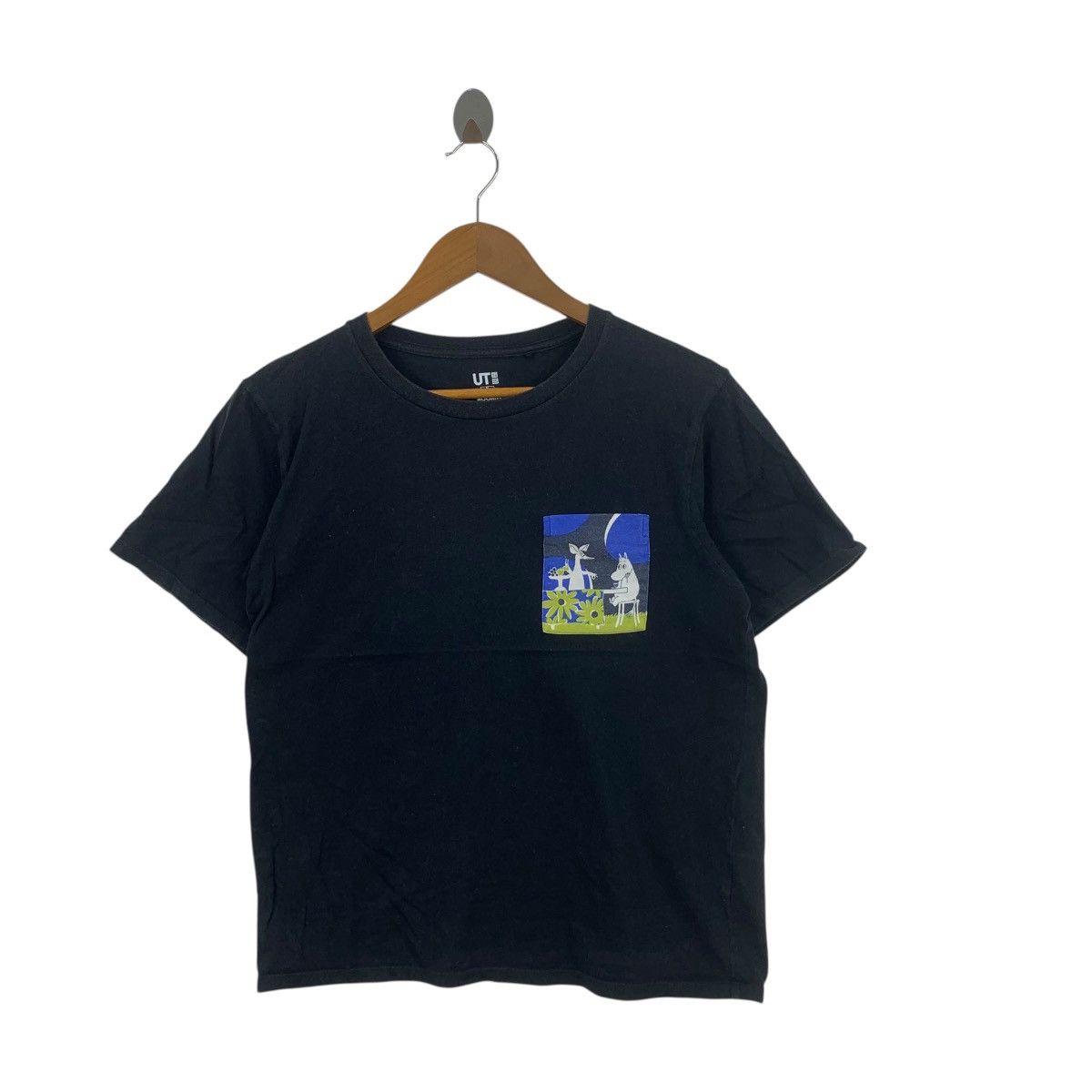 Uniqlo UNIQLO x MOOMIN CHARACTERS Snufkin Pocket Tee Shirt Top Size M / US 6-8 / IT 42-44 - 3 Thumbnail