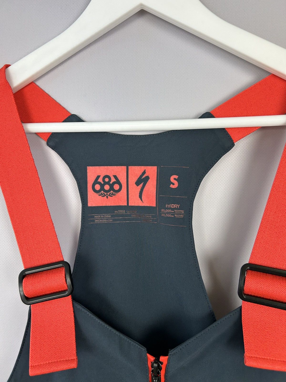 686 686 x Specialized Winter Cycling Riding 3L Tech Bib Pants S Size US 32 / EU 48 - 4 Thumbnail