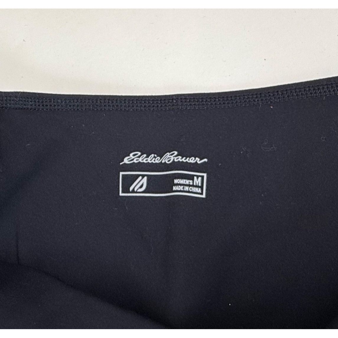 Eddie Bauer Eddie Bauer Crop Athletic Active Leggings Black Size M Size 26" / US 2 / IT 38 - 3 Thumbnail