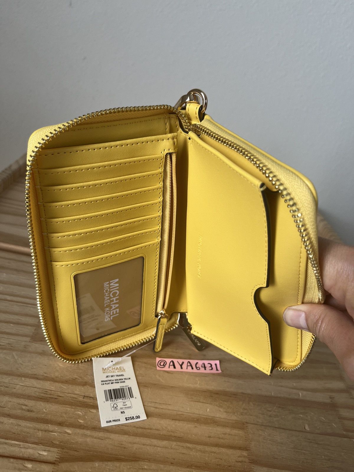 Michael Kors Michael Kors Wallet Size ONE SIZE - 5 Thumbnail