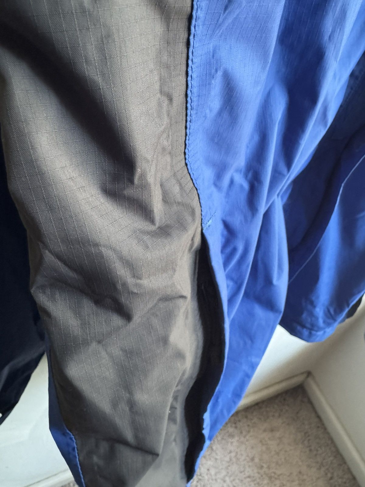 The North Face Vintage The North Face Hyvent Shell Jacket Blue Size US L / EU 52-54 / 3 - 8 Thumbnail