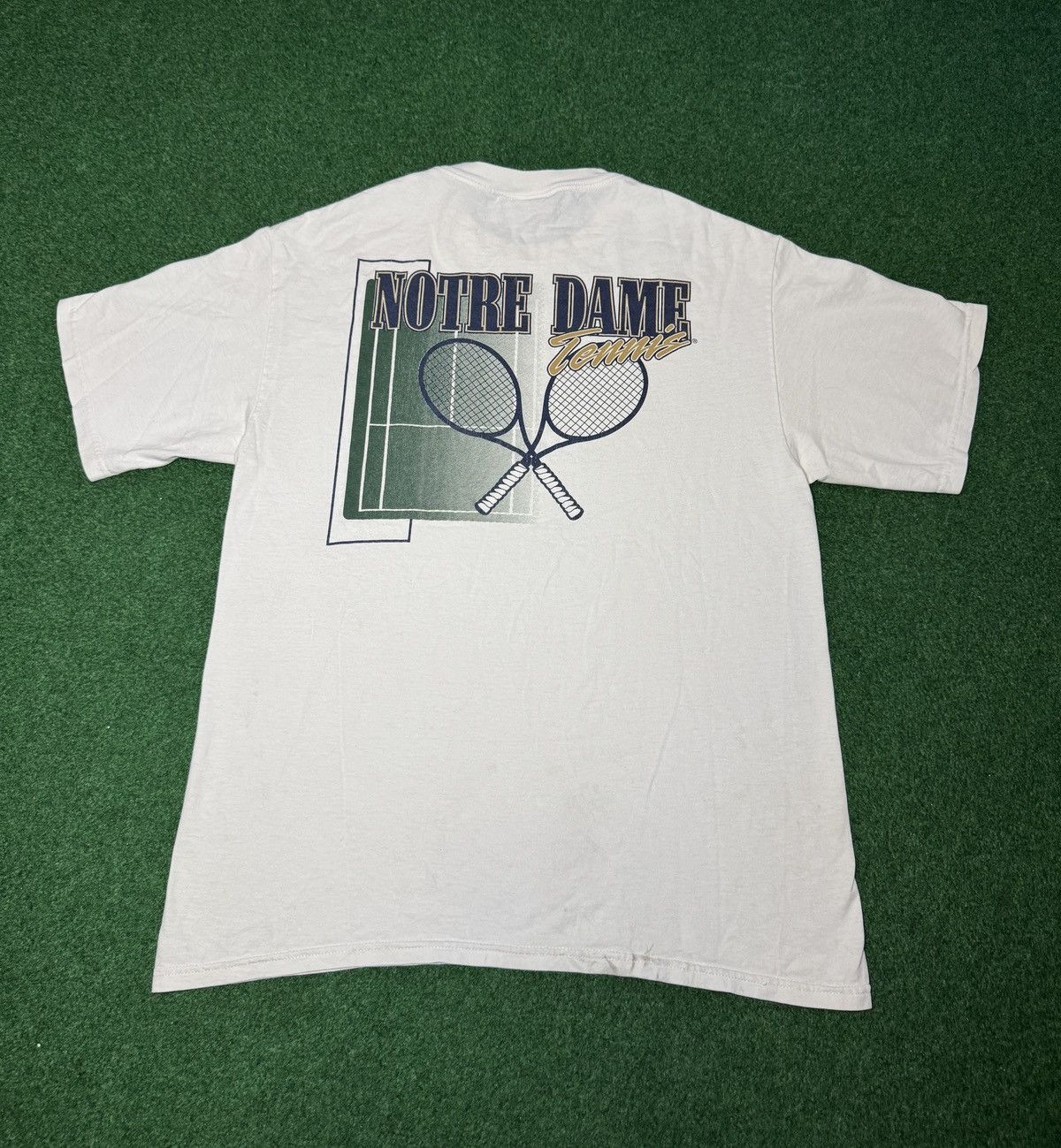 Jansport Vintage 90s Notre Dame Irish Tennis Jansport CollegeT Shirt Size US L / EU 52-54 / 3 - 3 Thumbnail