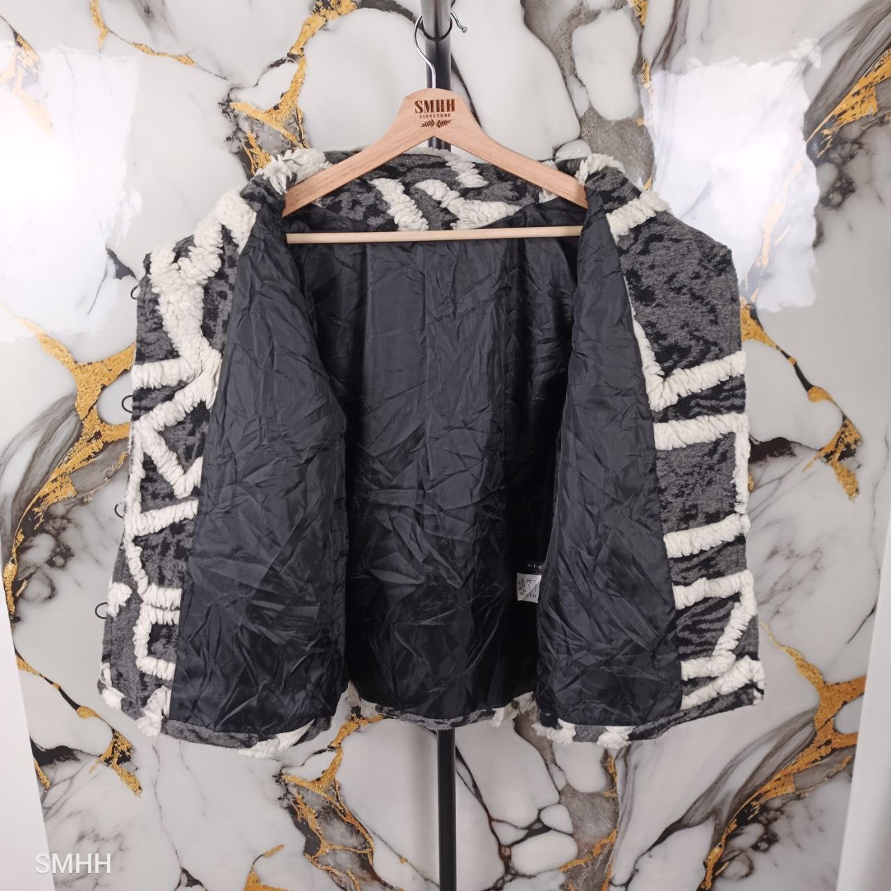 Japanese Brand Luxury Design V.A.N.T.E Faux Fur Jacket Size ONE SIZE - 8 Thumbnail