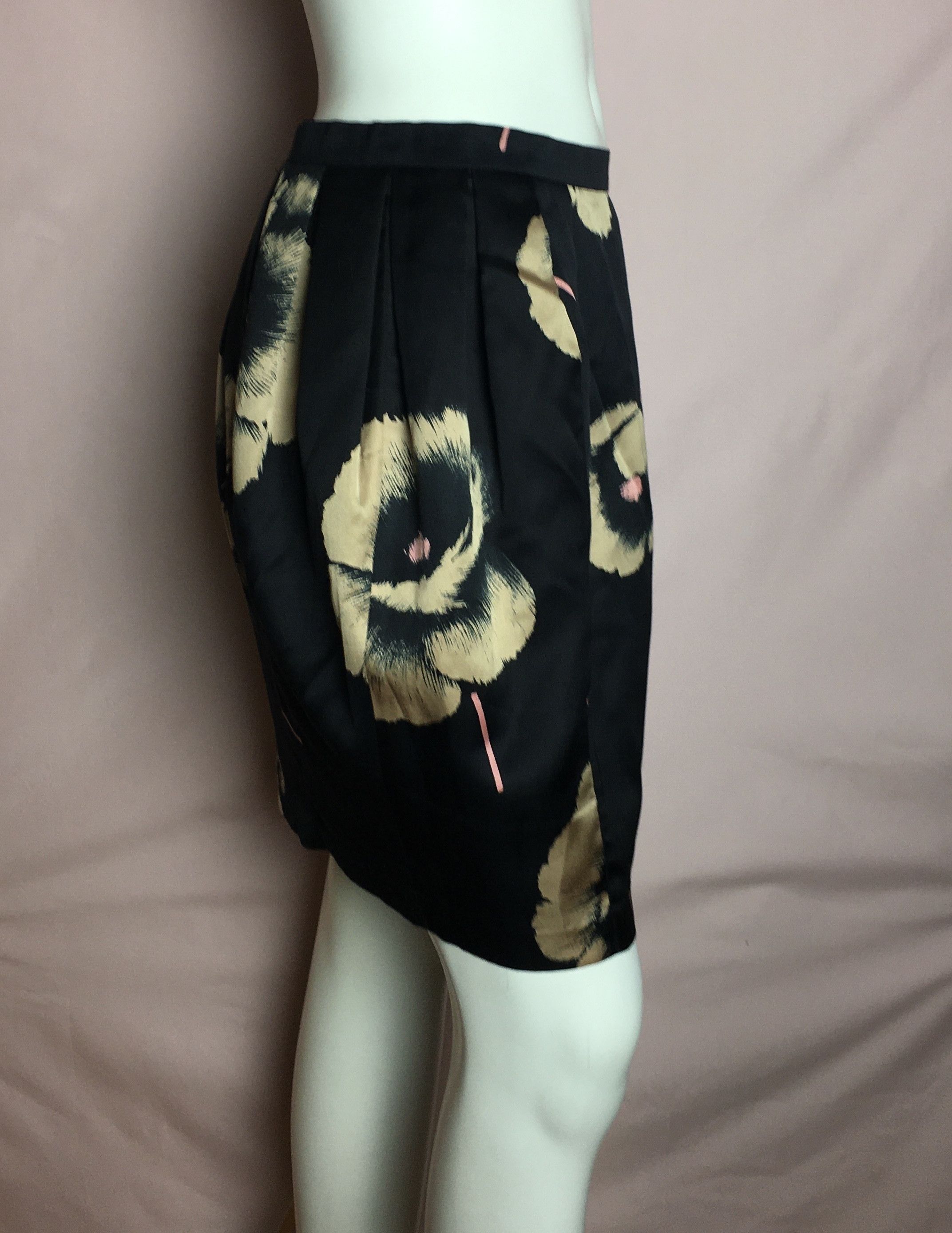 Moschino Moschino Silk Blend Skirt Vintage Flowers Print Size 30" / US 8 / IT 44 - 4 Thumbnail