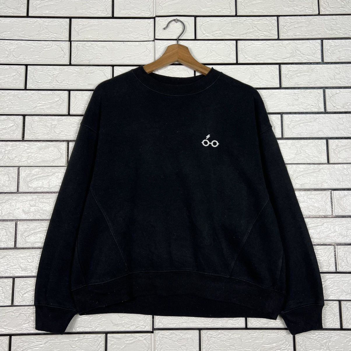 Other HARRY POTTER OCULUS REPARO SWEATSHIRT #4298-C195 Size US S / EU 44-46 / 1 - 4 Thumbnail
