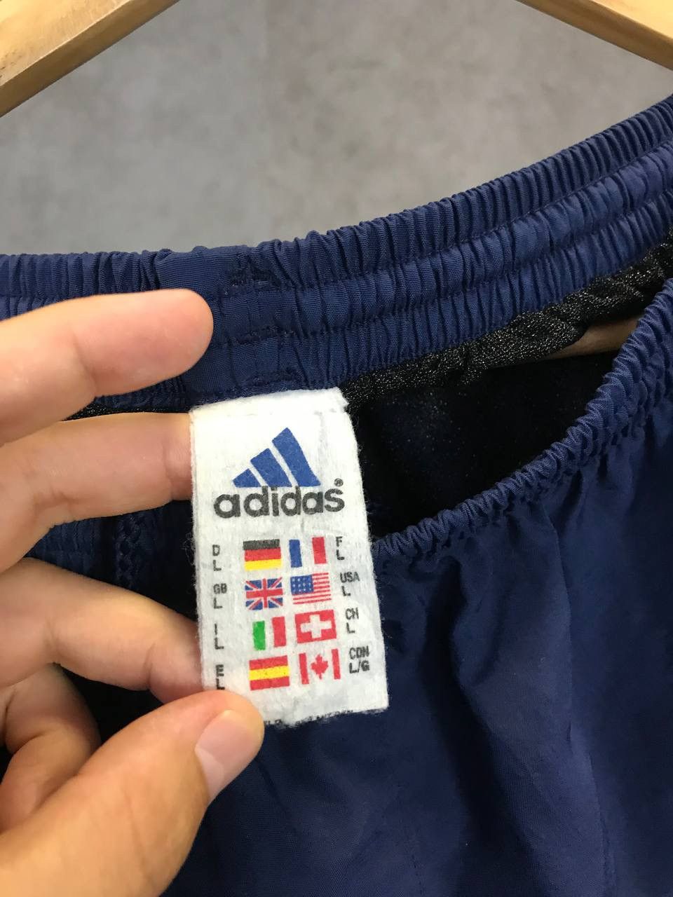 Adidas Adidas sportswear shorts Size US 34 / EU 50 - 4 Thumbnail