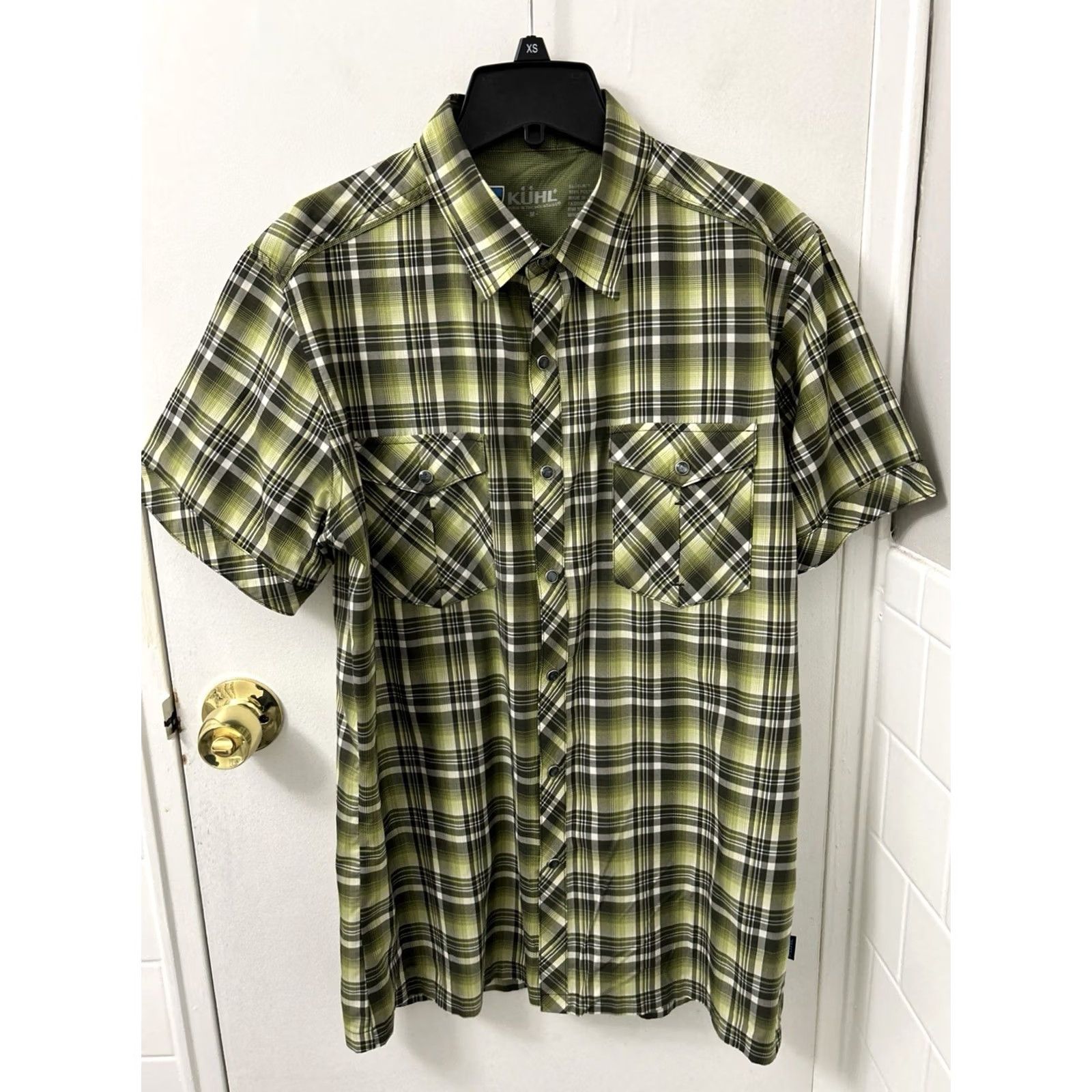 Vintage Kuhl Eluxur Shirt Mens M Green Plaid Button Down Pockets S/S Outdoor Casual Lightweight Moisture Wicking Size US M / EU 48-50 / 2 - 2 Thumbnail