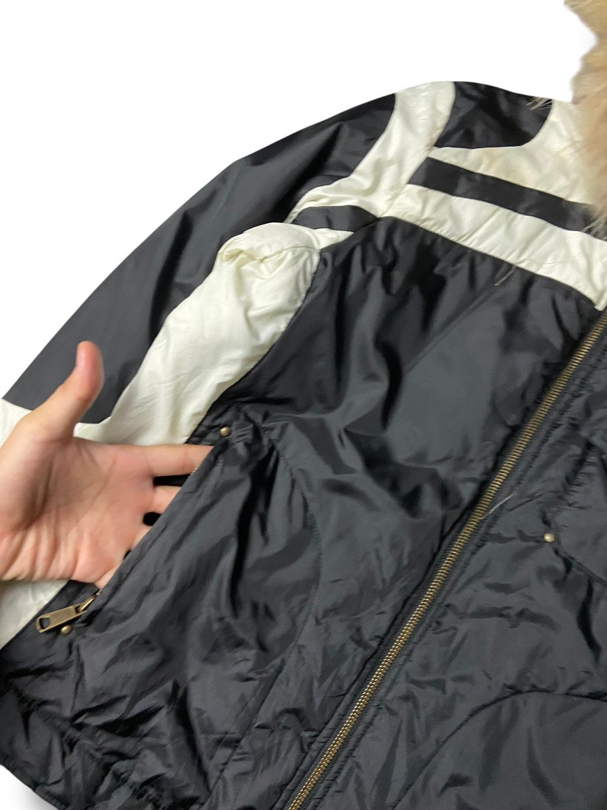 Japanese Brand KissMark Brand Insulated Jacket with Faux Fur Hood (160) Size US M / EU 48-50 / 2 - 6 Thumbnail