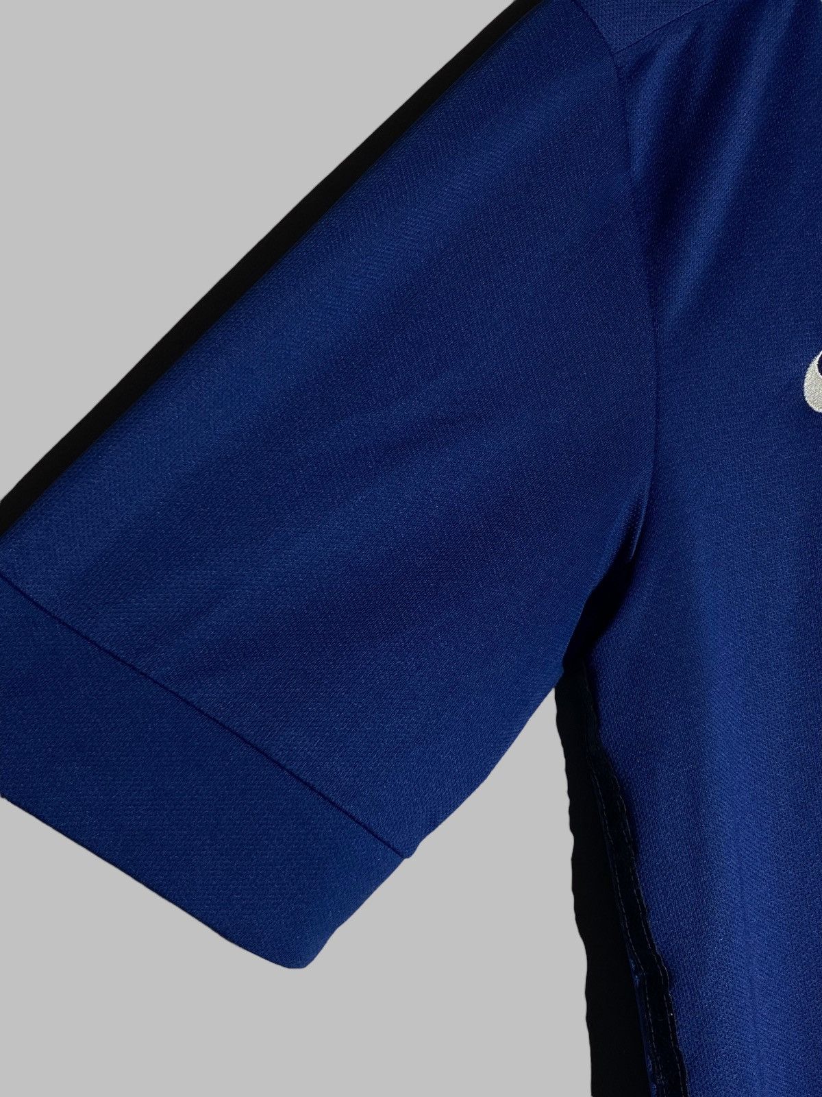 Nike Nike France National Team 2011 Home Football Shirt Size US M / EU 48-50 / 2 - 10 Thumbnail