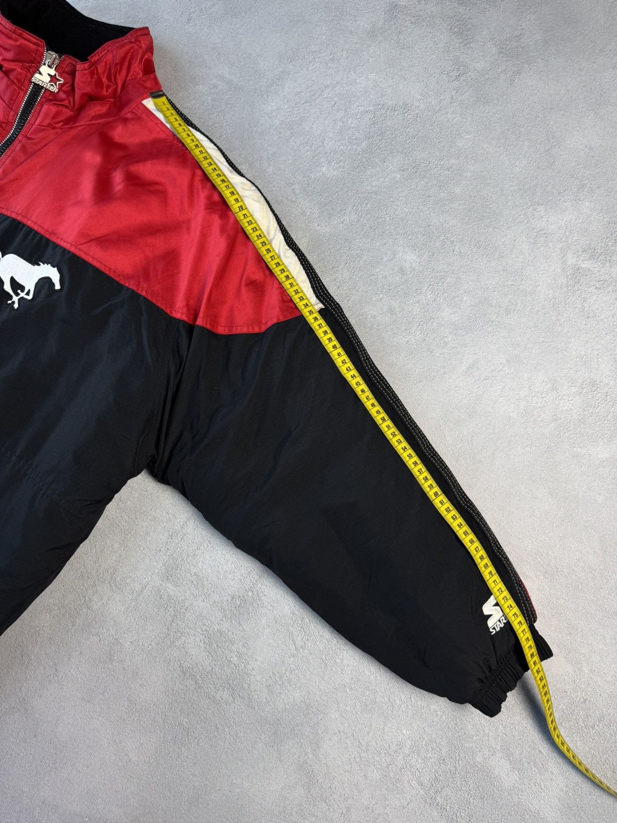 Starter Calgary Stampeders Vintage 90s Football Bomber Jacket Size US L / EU 52-54 / 3 - 19 Thumbnail
