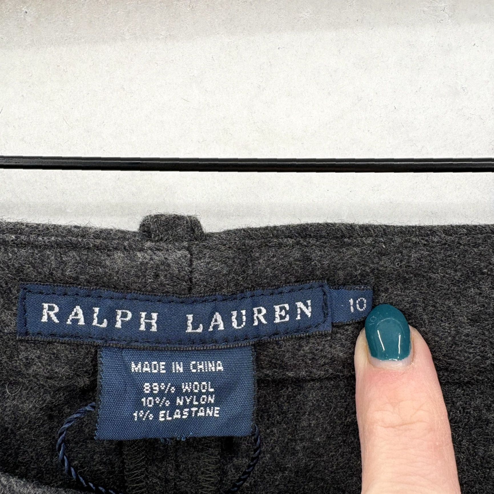 Ralph Lauren Ralph Lauren Wool Flannel Ankle Pants Womens 10 Gray Slim Tapered Button Hem NWT Size 32" / US 10 / IT 46 - 4 Thumbnail