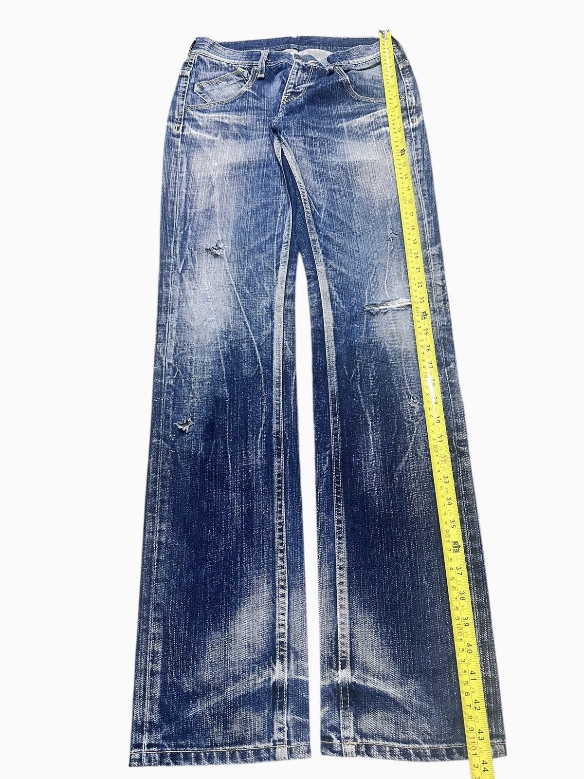 Japanese Brand Vintage Distressed Rattle Trap Faded Wash Baggy Style Size US 29 - 13 Thumbnail
