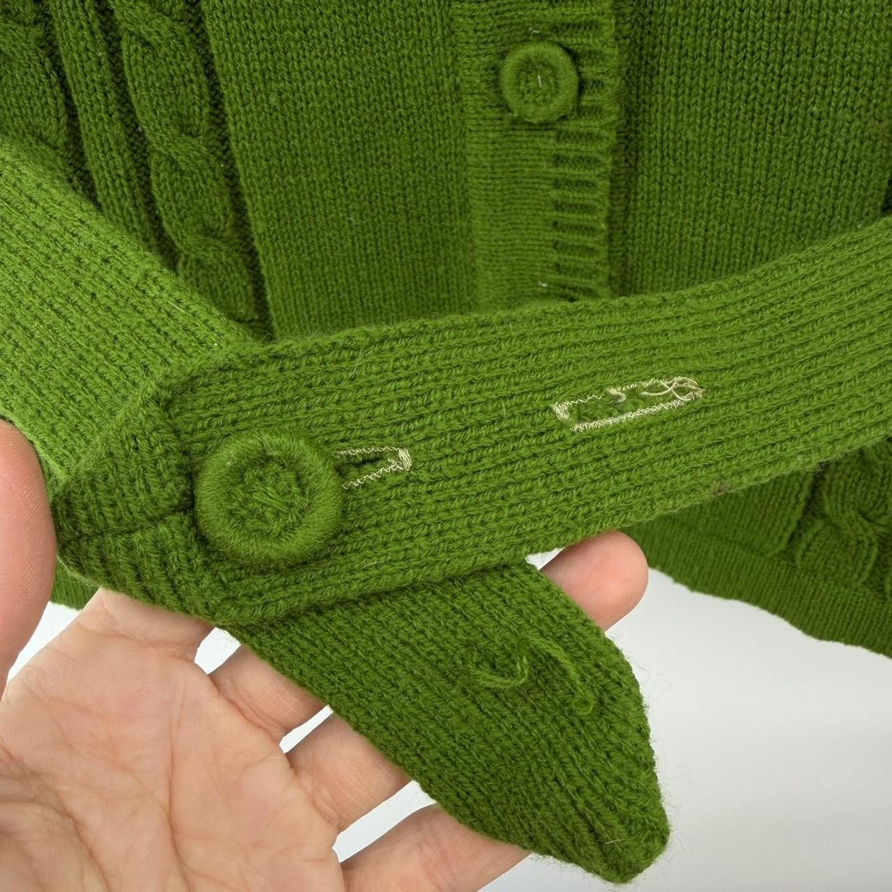 The Unbranded Brand Vintage Hand Loomed 100% Virgin Wool Knit Vest Green Size M Size M / US 6-8 / IT 42-44 - 3 Thumbnail