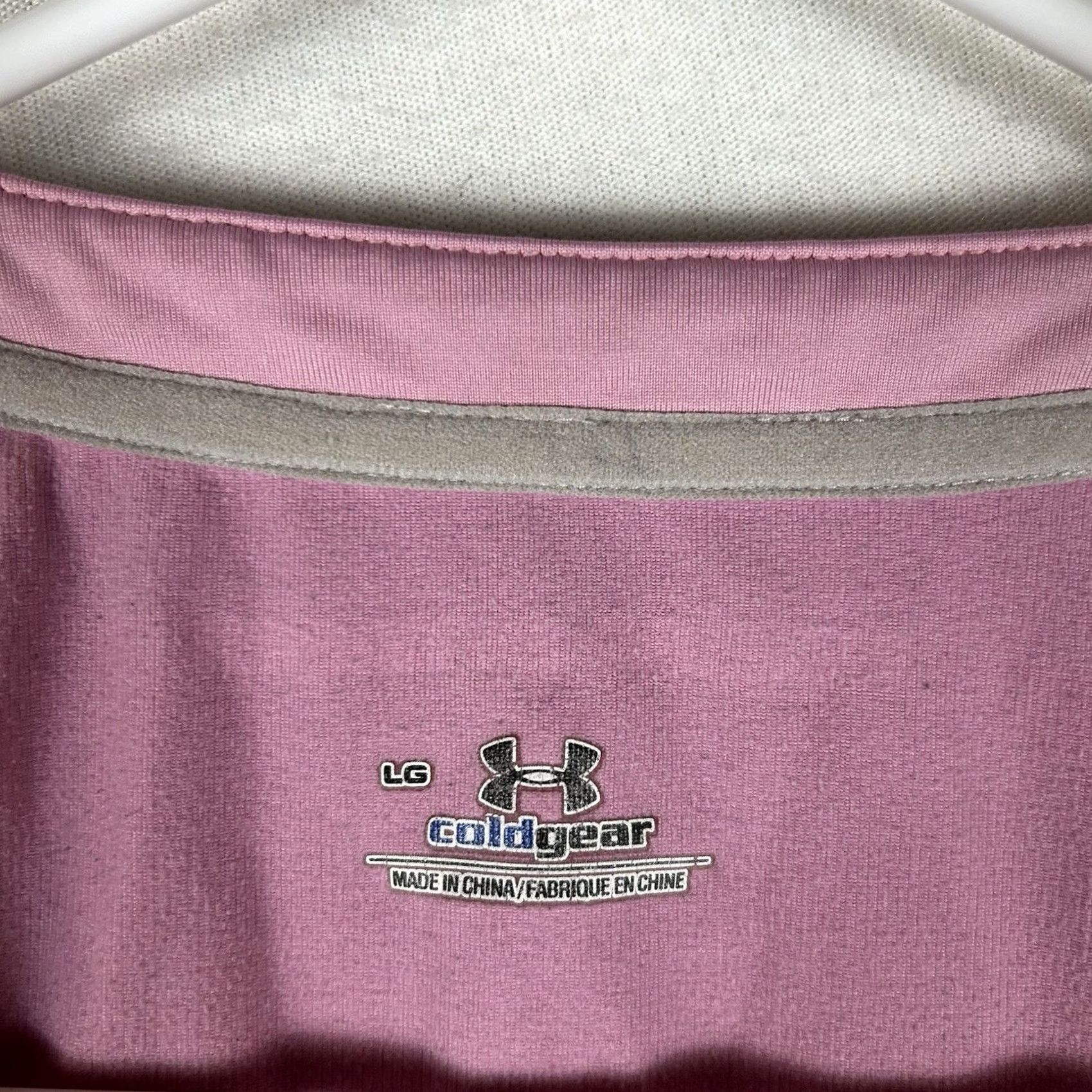 Under Armour Under Armour Coldgear V-Neck Athletic Pullover Womens L Pink Size L / US 10 / IT 46 - 3 Thumbnail
